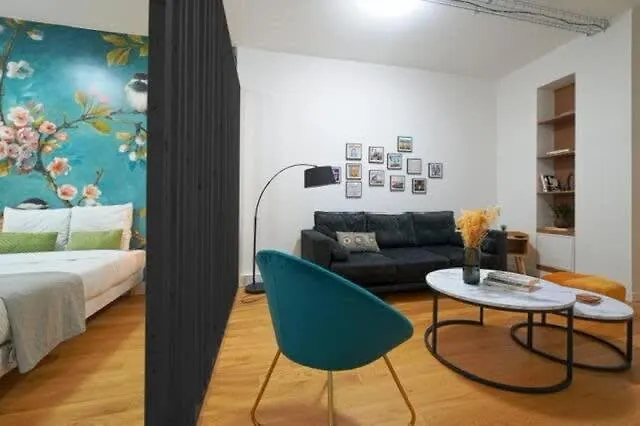 Fresh Large Studio For 4 Apartment Paris