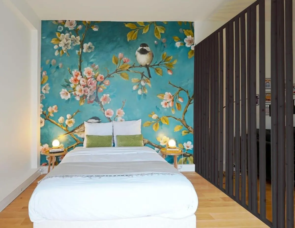 Fresh Large Studio For 4 Apartment Paris